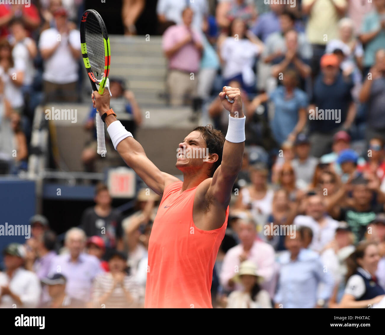 Flushing NY, USA. 09Th Nov, 2018. Rafael Nadal Vs Nikoloz Basilashvili sur Arthur Ashe Stadium de l'USTA Billie Jean King National Tennis Center le 2 septembre 2018 à Flushing Queens. Credit : Mpi04/Media Punch ***Aucune Ny Journaux***/Alamy Live News Banque D'Images