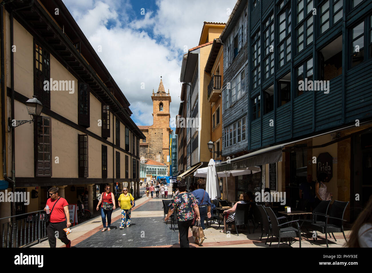 La ville d'Oviedo dans les Asturies, au nord ouest de l'Espagne Banque D'Images