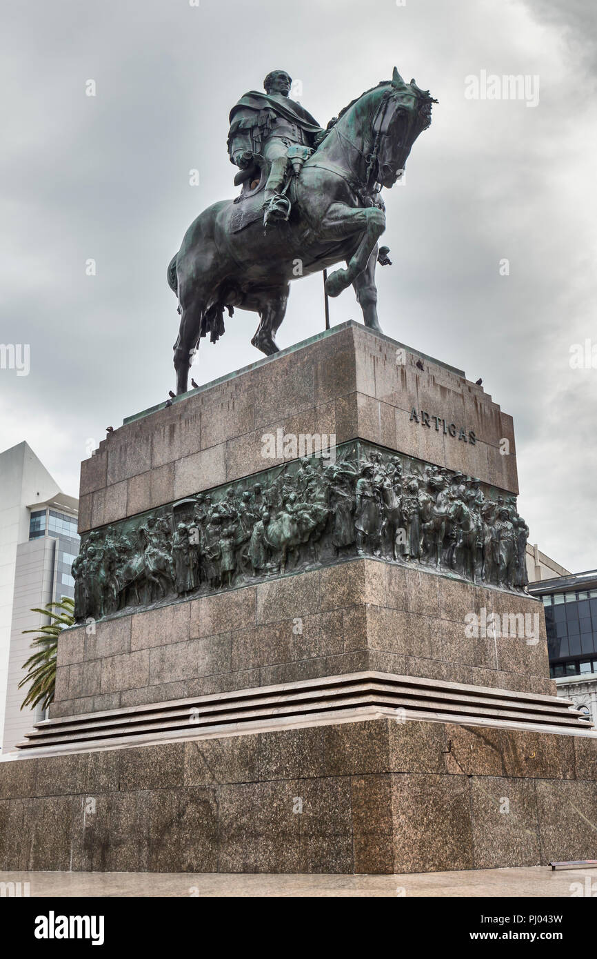 Monument Général Artigas et mausolée, la Plaza Independencia, place de l'indépendance, Montevideo, Uruguay Banque D'Images