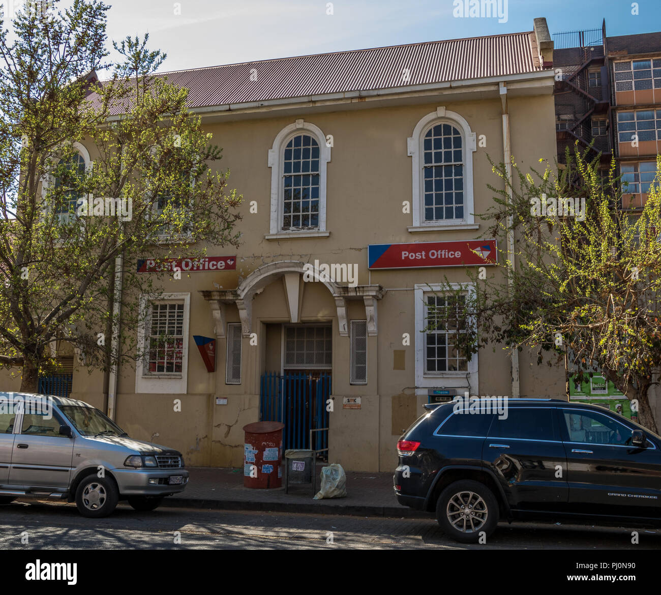 Fordsburg, Afrique du Sud - l'ancien bâtiment du bureau de poste, dans cette banlieue de Johannesburg indien principalement de droit au format paysage Banque D'Images