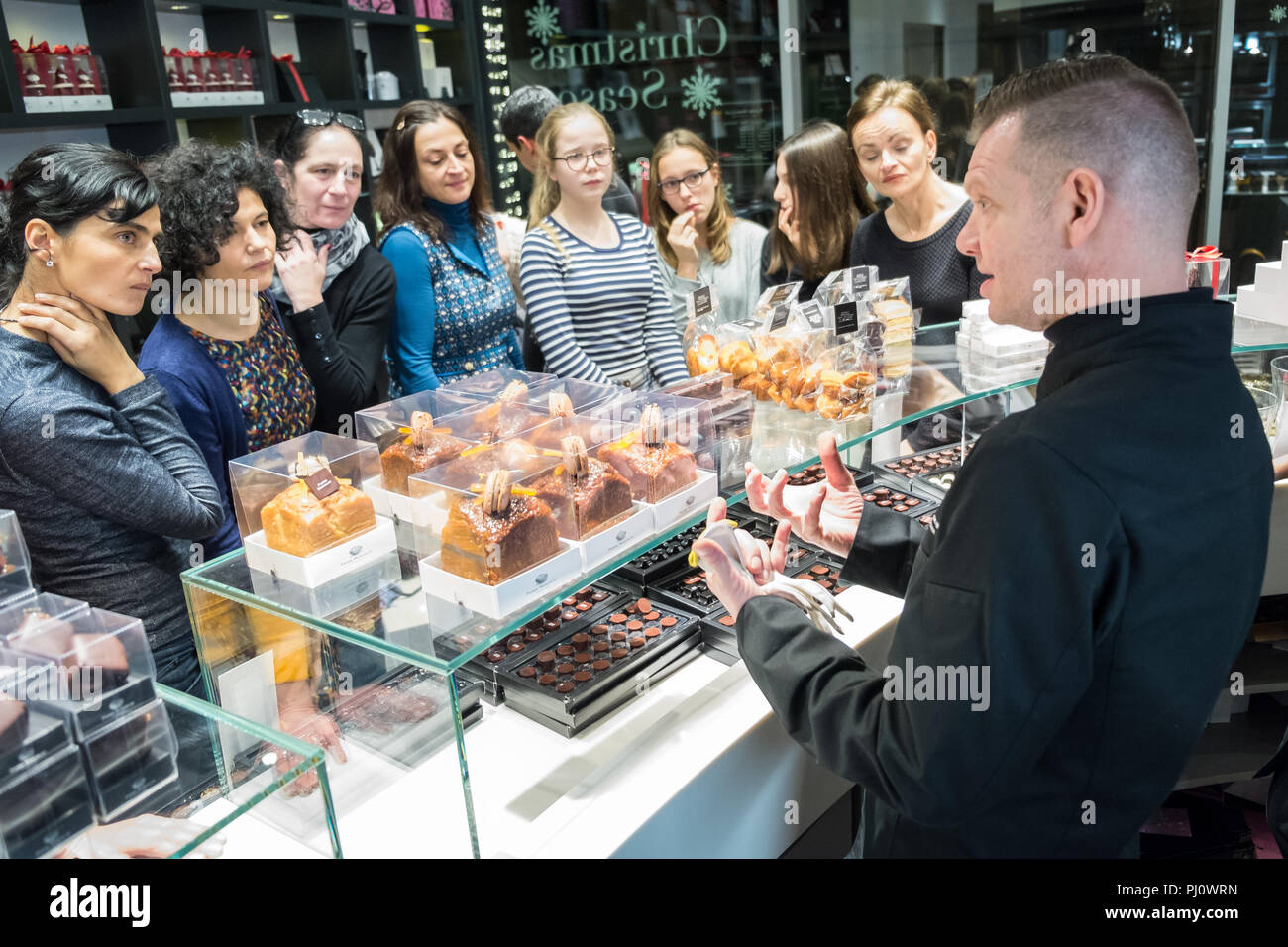 Visite guidée d'Anvers au chocolat Banque D'Images