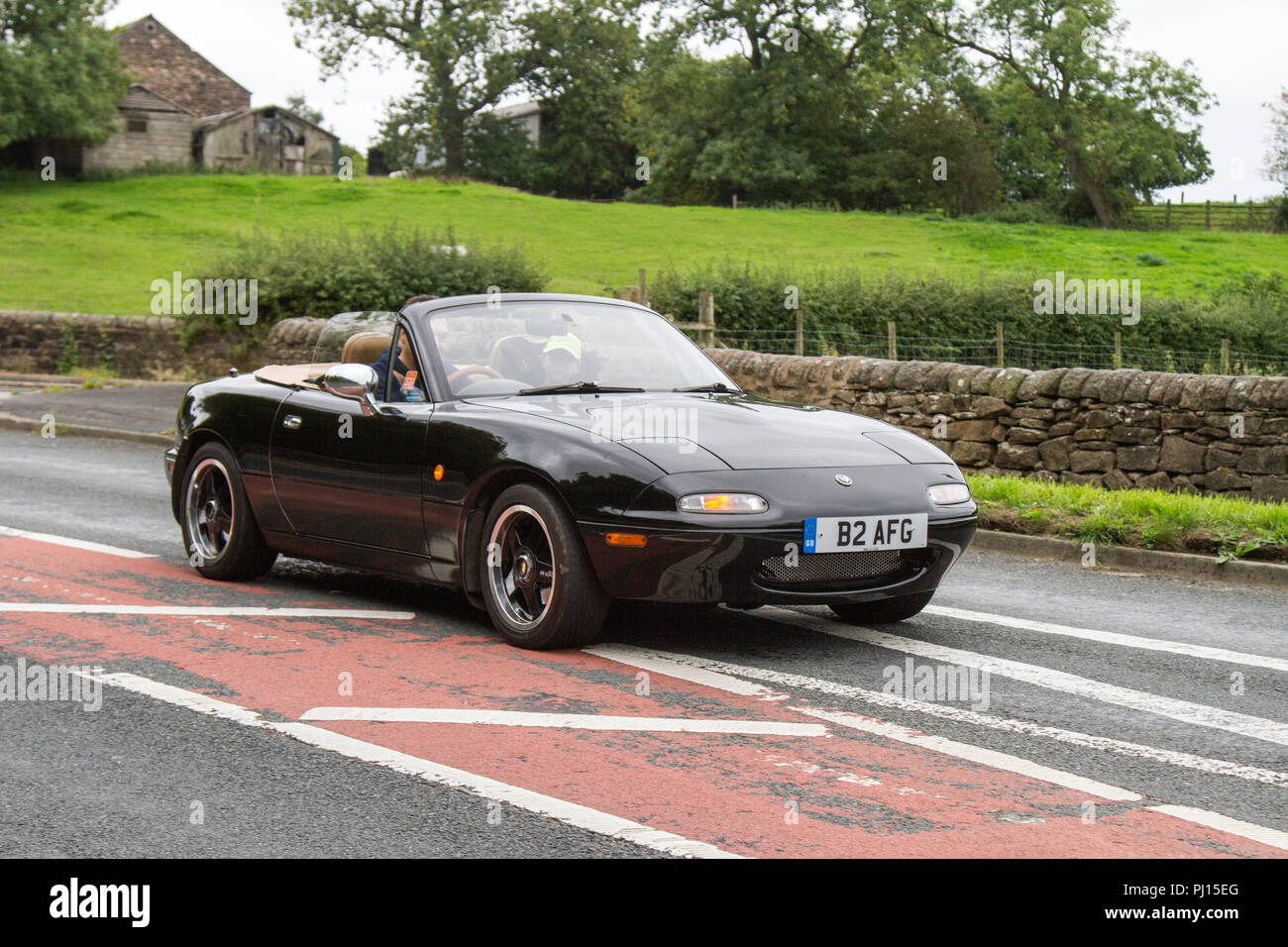 1995 90s Nineties noir Mazda MX-55, Roadster essence 1830 cc à Preston, UK Banque D'Images
