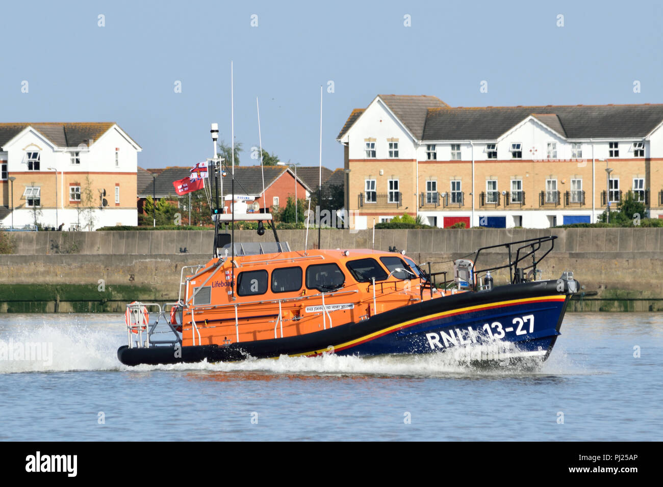 London, UK, 3 septembre 2018 - Le plus récent Shannon RNLI Lifeboat classe 13-27, appelé "Joanna et Henry Williams", vu la tête de la Tamise à la vitesse qu'il dirige à Londres. Crédit : Christy/Alamy Live News. Banque D'Images