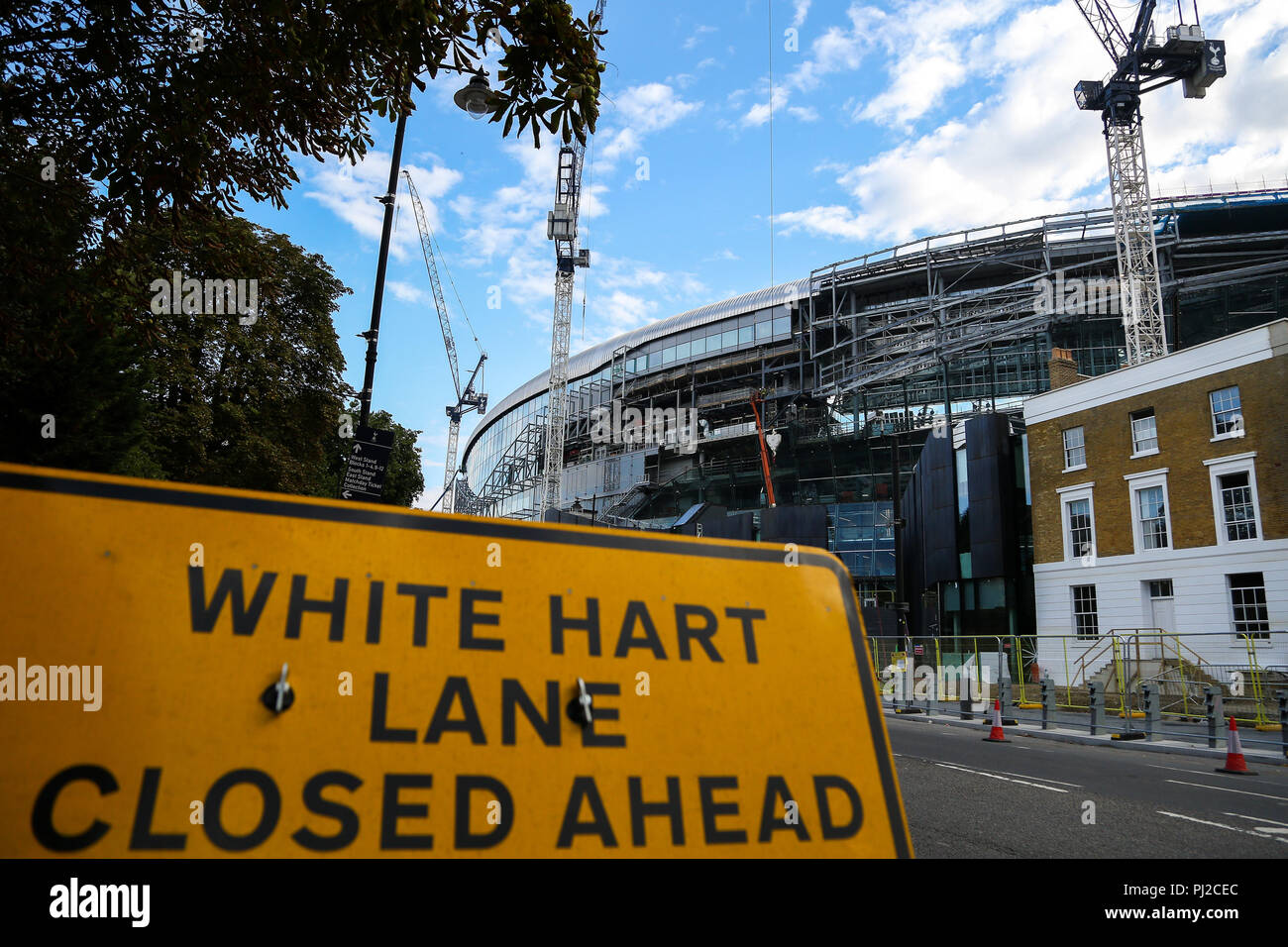 Tottenham Hotspur. Le nord de Londres. UK 4 Sept 2018 - travaux de construction en cours de Tottenham Hotspur, nouveau stade de football au nord de Londres. Spurs fera face à Chelsea le 24 novembre dans leur tout nouveau stade £850m après octobre en conflit avec Manchester City à Wembley en raison du retard dans la construction de leur nouveau stade. Credit : Dinendra Haria/Alamy Live News Banque D'Images