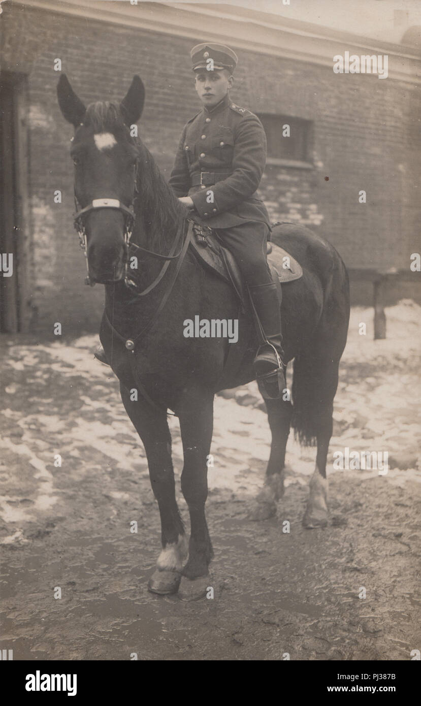 Vintage Photo d'un soldat allemand monté Banque D'Images