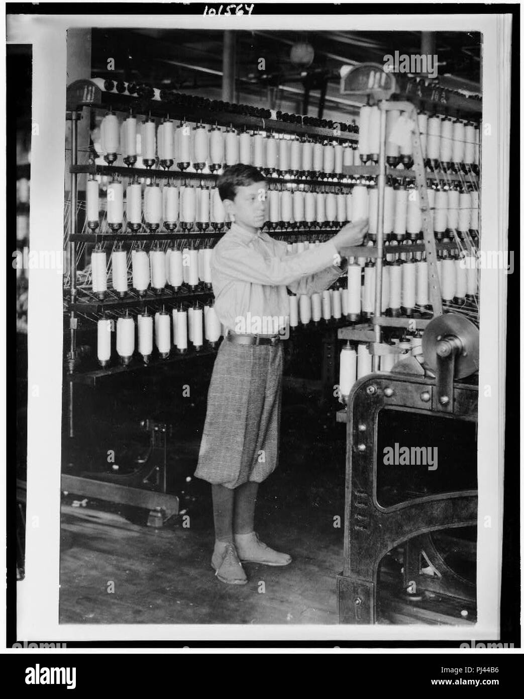 Retour garçon - 14 ans - Mule prix. Berkshire les usines de coton. Banque D'Images