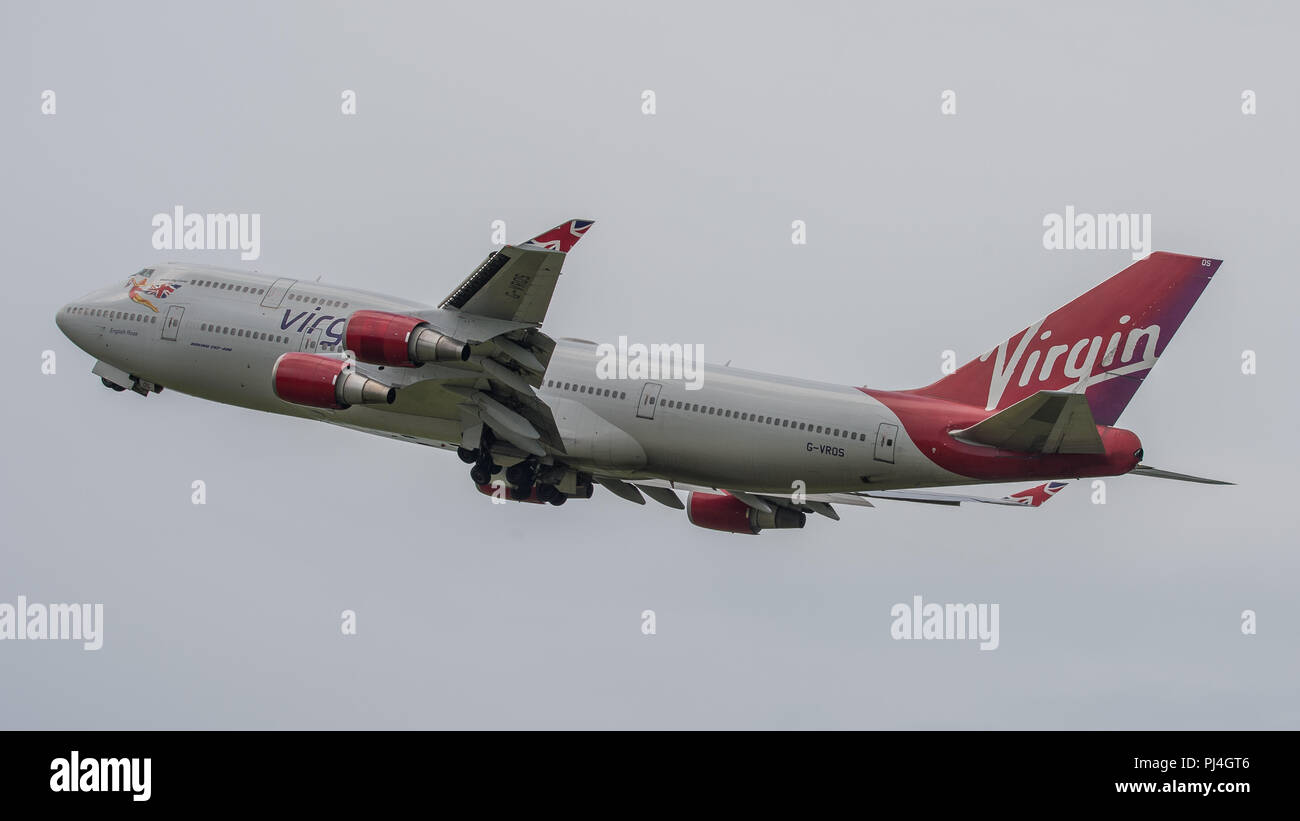 Virgin Atlantic Jumbo jet (Boeing 747-400) vu partir pour la Floride de l'Aéroport International de Glasgow, Renfrewshire, en Écosse. Banque D'Images