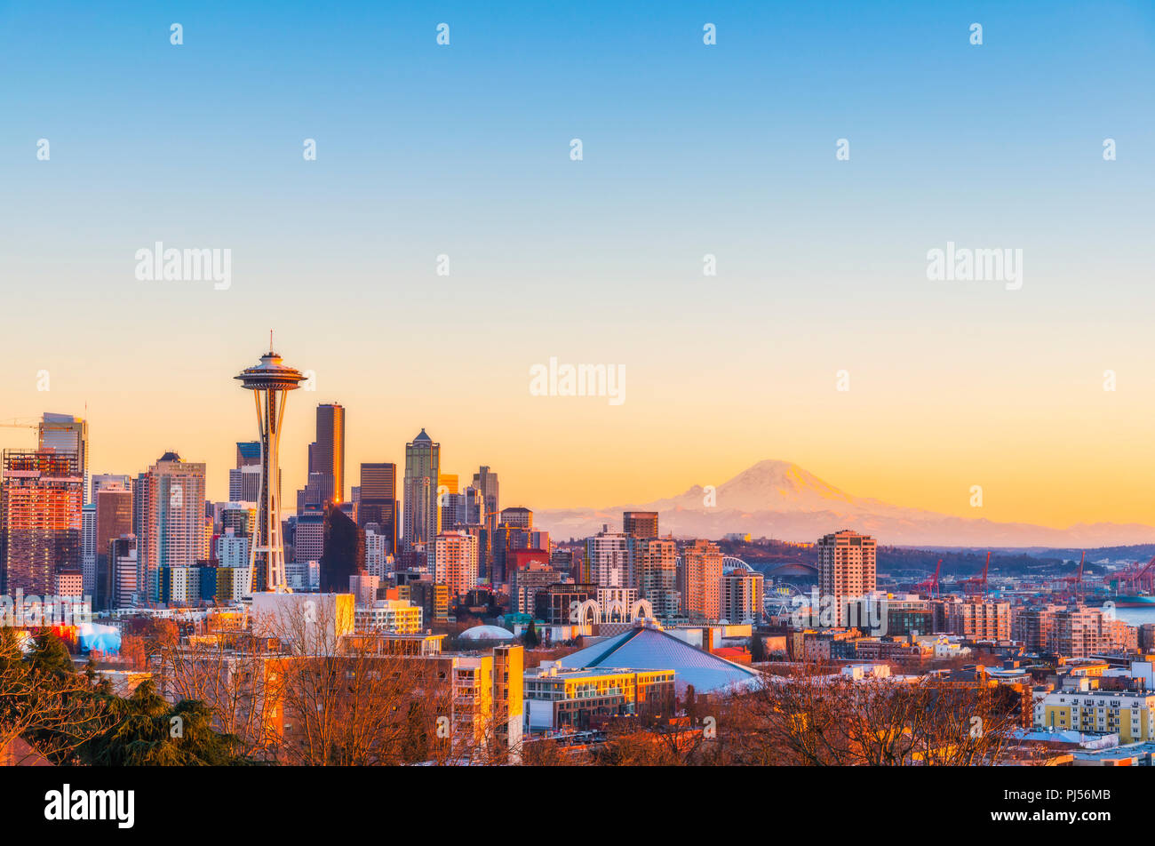 Belle ville de Seattle sur le coucher du soleil,Washington,USA. Banque D'Images