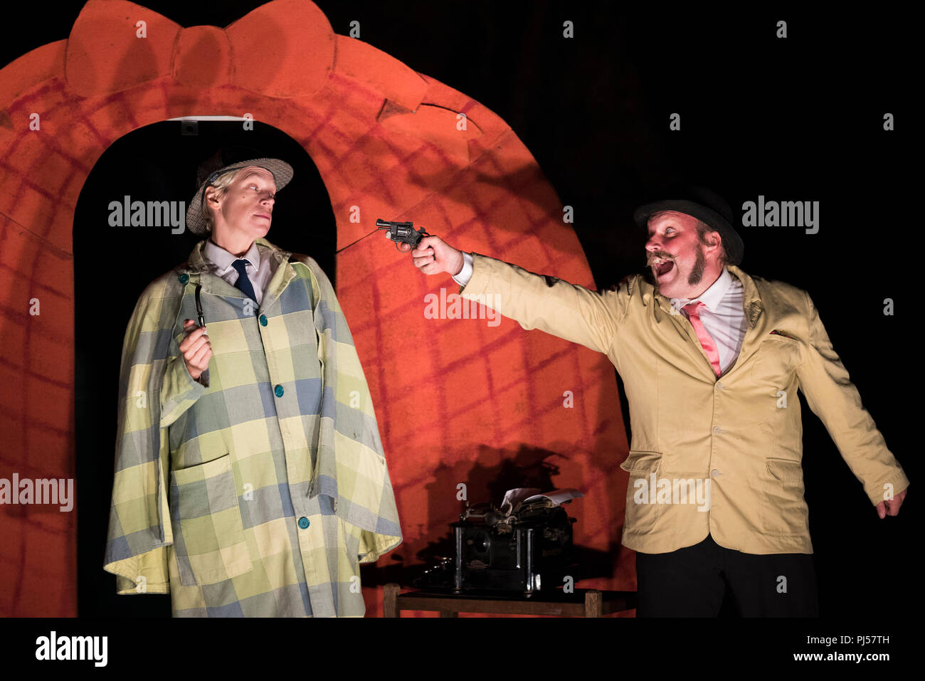 Une performance de Hound of the Baskervilles par l'Illyrie Theatre Company à Cornwall. Banque D'Images