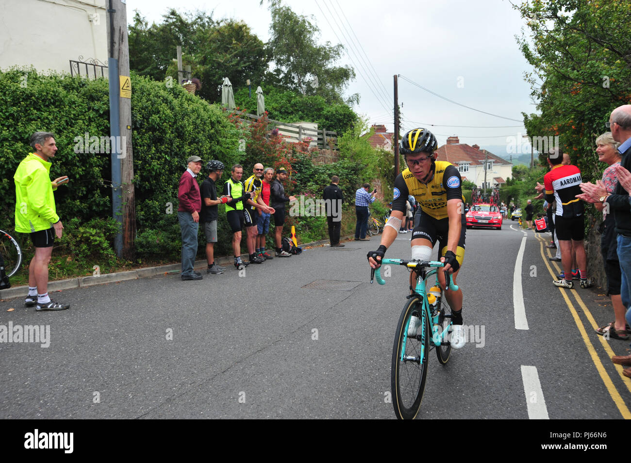 Bristol, Royaume-Uni. Le 4 septembre, 2018. L'OVO Tour of Britain Étape 3 action sur la dernière cat 1 montée à Providence Lane à Long Ashton. Les grandes foules de la ligne montée de 8  % et à un kilomètre de la page. Rider 191 GAVIRIA Fernando COL de Quick Step parquet a été le chef de file sur la montée raide, un gros plan de profil voit s'ébattre dans la montagne. Robert Timoney/Alamy/Live/News Banque D'Images