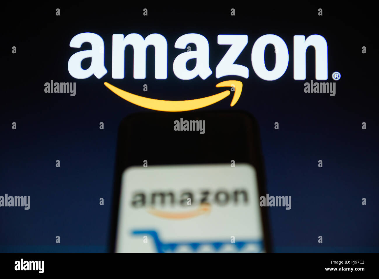 Cracovie, Pologne. 16Th Jun 2018. Amazon logo est vu sur un téléphone mobile. Amazon a atteint 1 000 milliards de capitaux. Credit : Omar Marques/SOPA Images/ZUMA/Alamy Fil Live News Banque D'Images