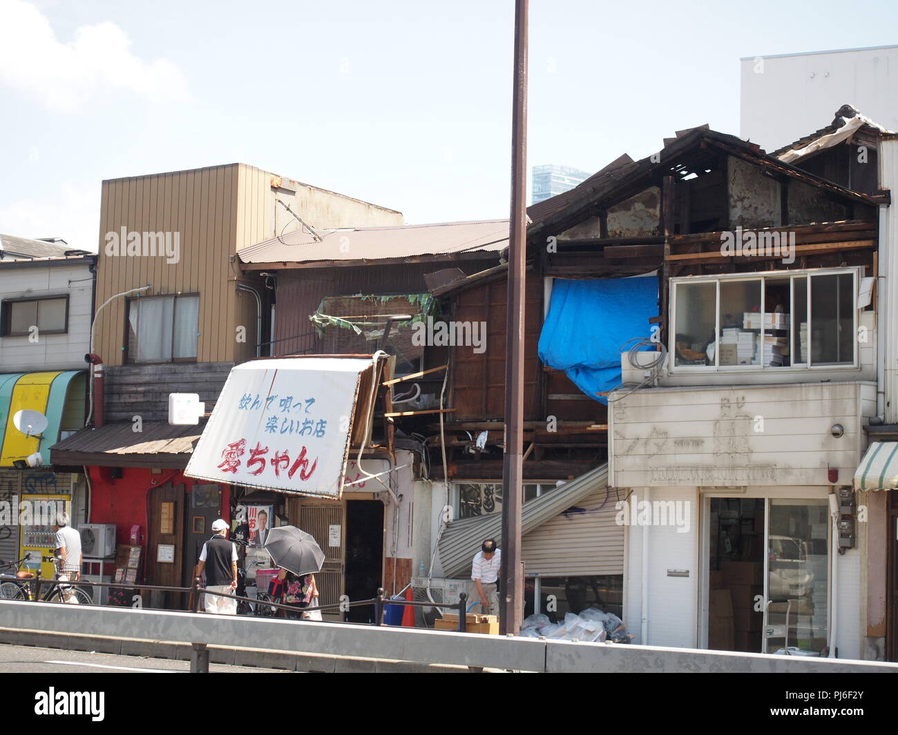 Naniwa-ku, Osaka, Japon. 12Th Mar, 2018. Débris est vu à Osaka le 5 septembre 2018, un jour après le typhon Jebi puissant a frappé l'ouest du Japon. Credit : AFLO/Alamy Live News Banque D'Images