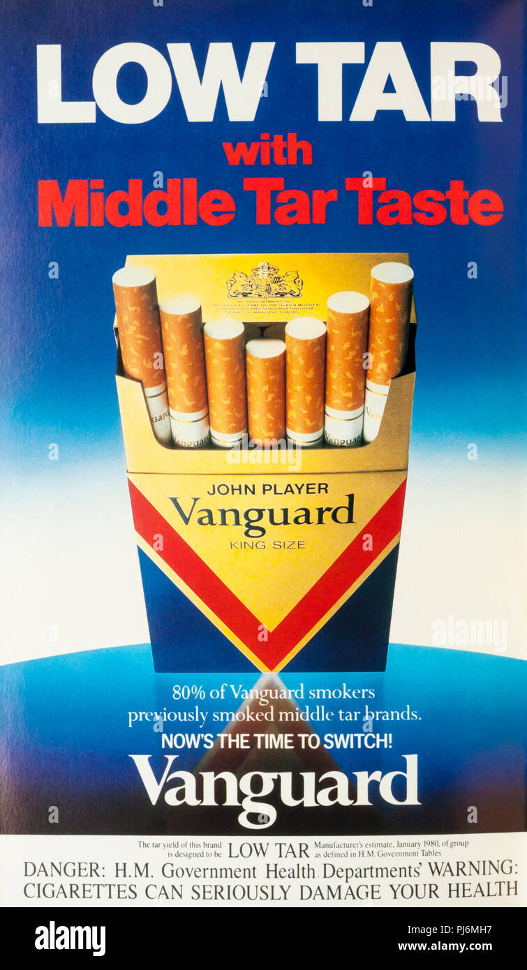 Un magazine 1981 annonce pour John Player Vanguard les cigarettes à faible teneur en goudron. Banque D'Images