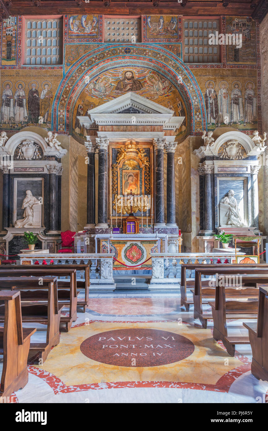 Le Baptistère du Latran, l'intérieur ROME, lazio, Italie Banque D'Images