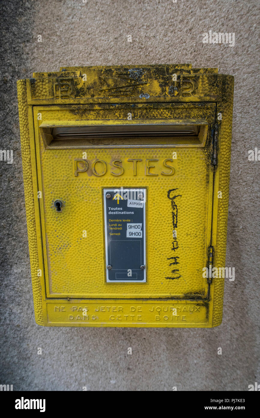 Old France boîte aux lettres. Banque D'Images