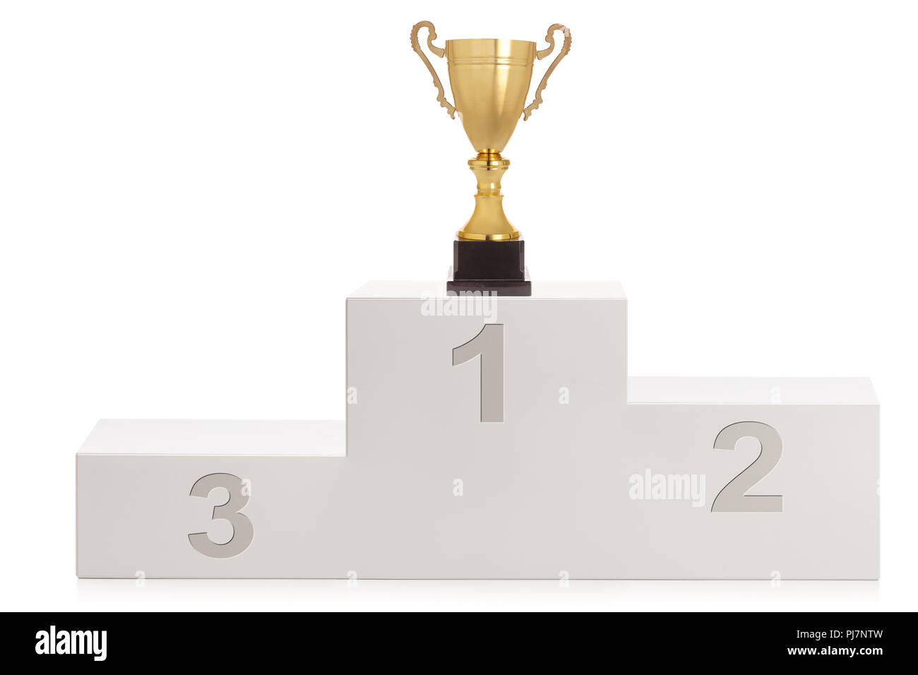 Socle du gagnant pour première deuxième et troisième place avec un trophée d'or cup isolé sur fond blanc Banque D'Images