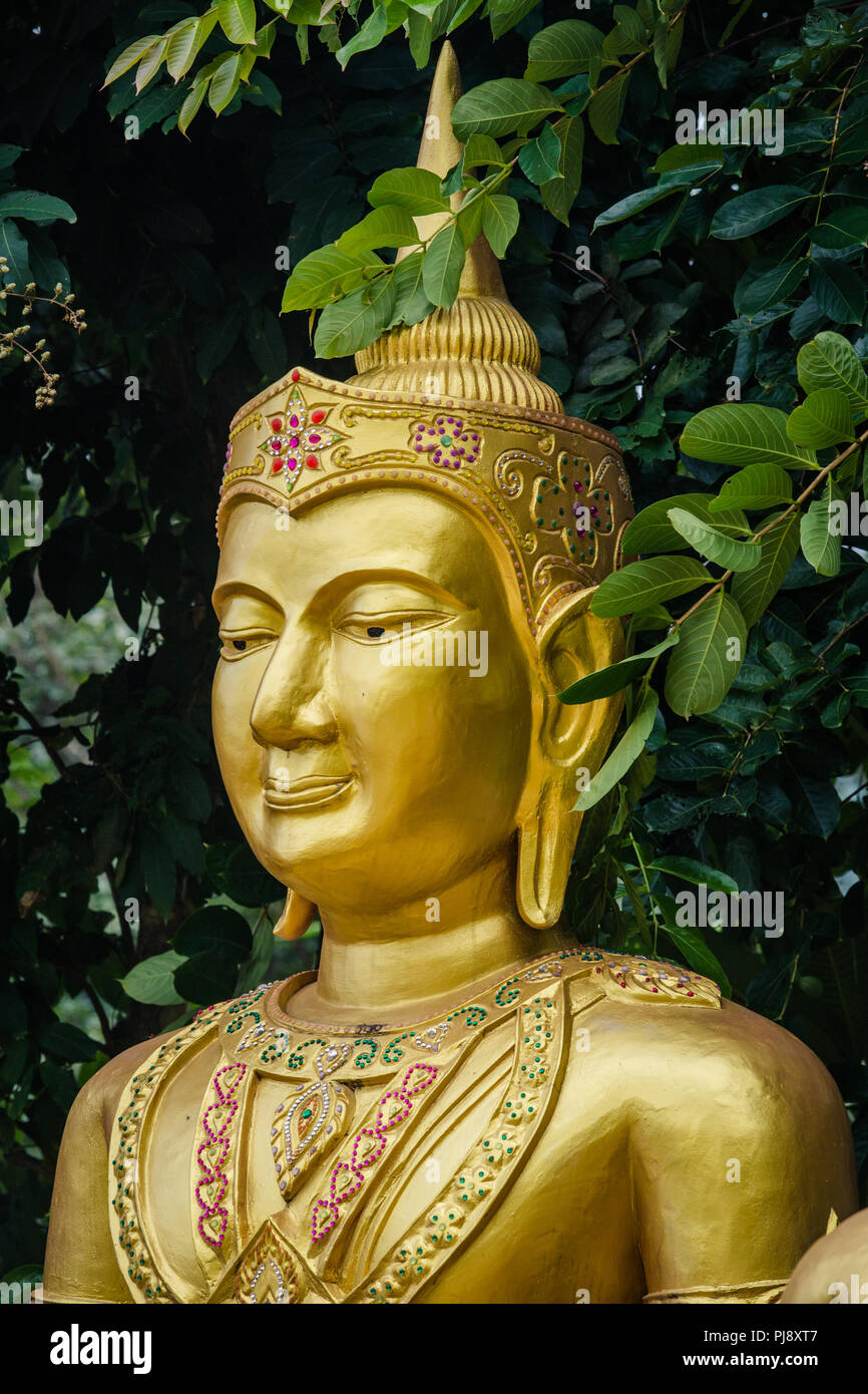 Bouddha thaï golden Banque D'Images