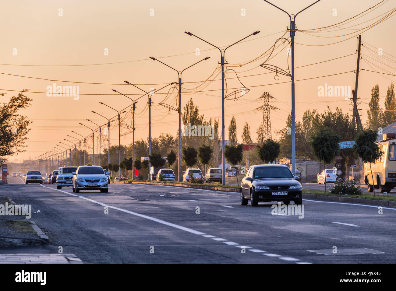L'autoroute de Vagharshapat à Erevan, Arménie, province Armavir Banque D'Images