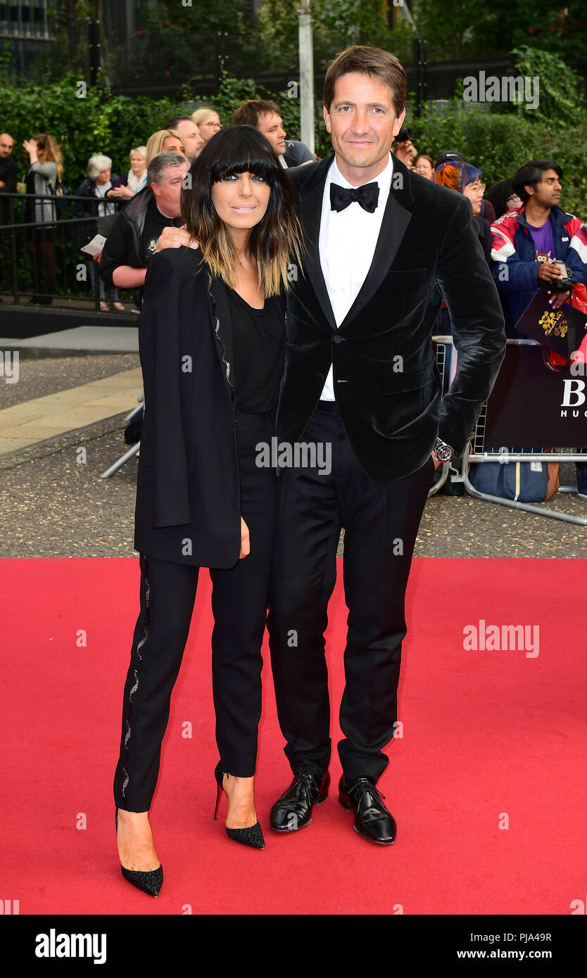 Claudia Winkleman et son mari Kris Thykier arrivant pour le GQ Men of the Year Awards 2018 en association avec Hugo Boss qui a eu lieu à la Tate Modern de Londres. Banque D'Images