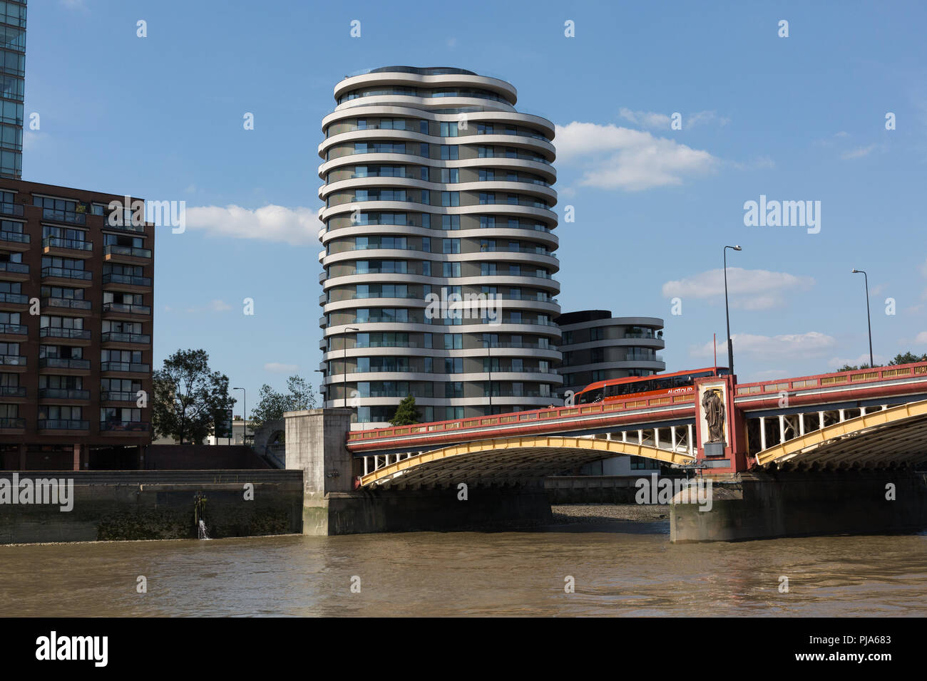 Riverwalk, 161 Millbank, London, SW1P 4FA Banque D'Images