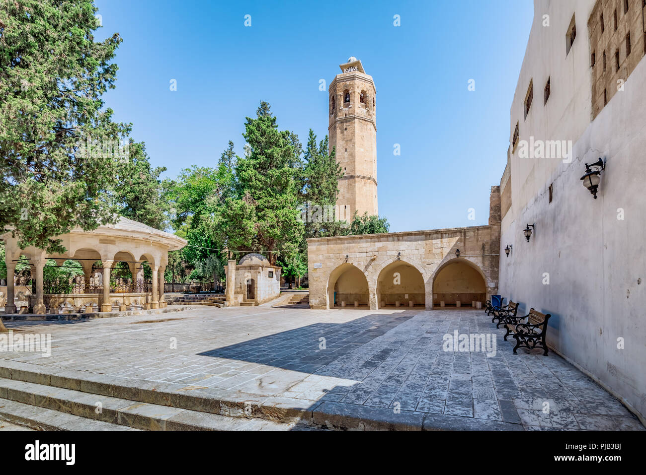 Cour intérieure d'Ulu(Grande) Mosquée construite entre 1170-1175 à Sanliurfa, en Turquie.19 juillet 2018 Banque D'Images