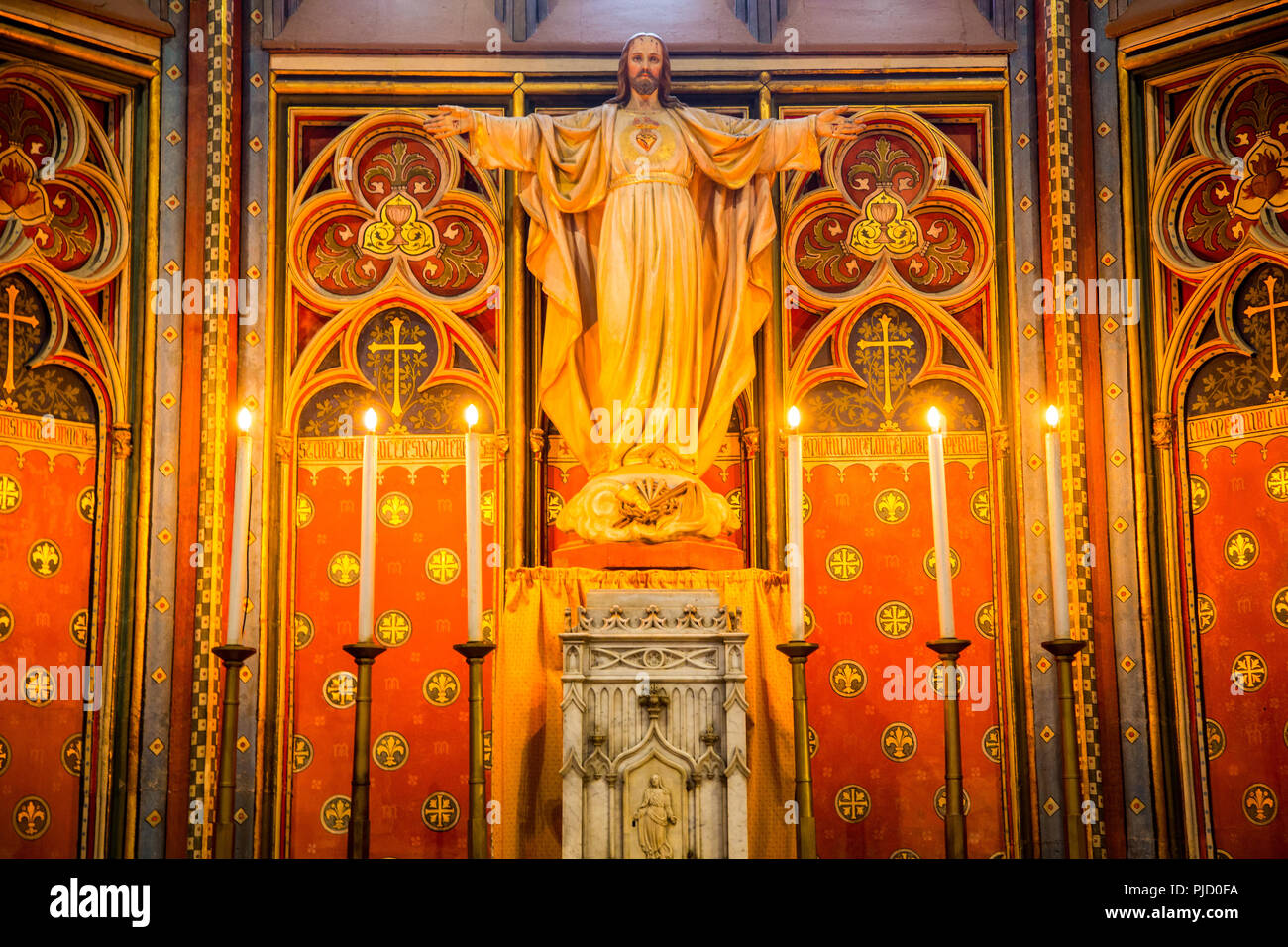 Sculpture du Christ dans la Cathédrale Saint-Etienne à Toulouse France Banque D'Images