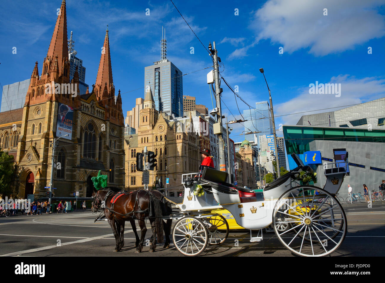 Le cheval en calèche pour les touristes à Melbourne City Banque D'Images