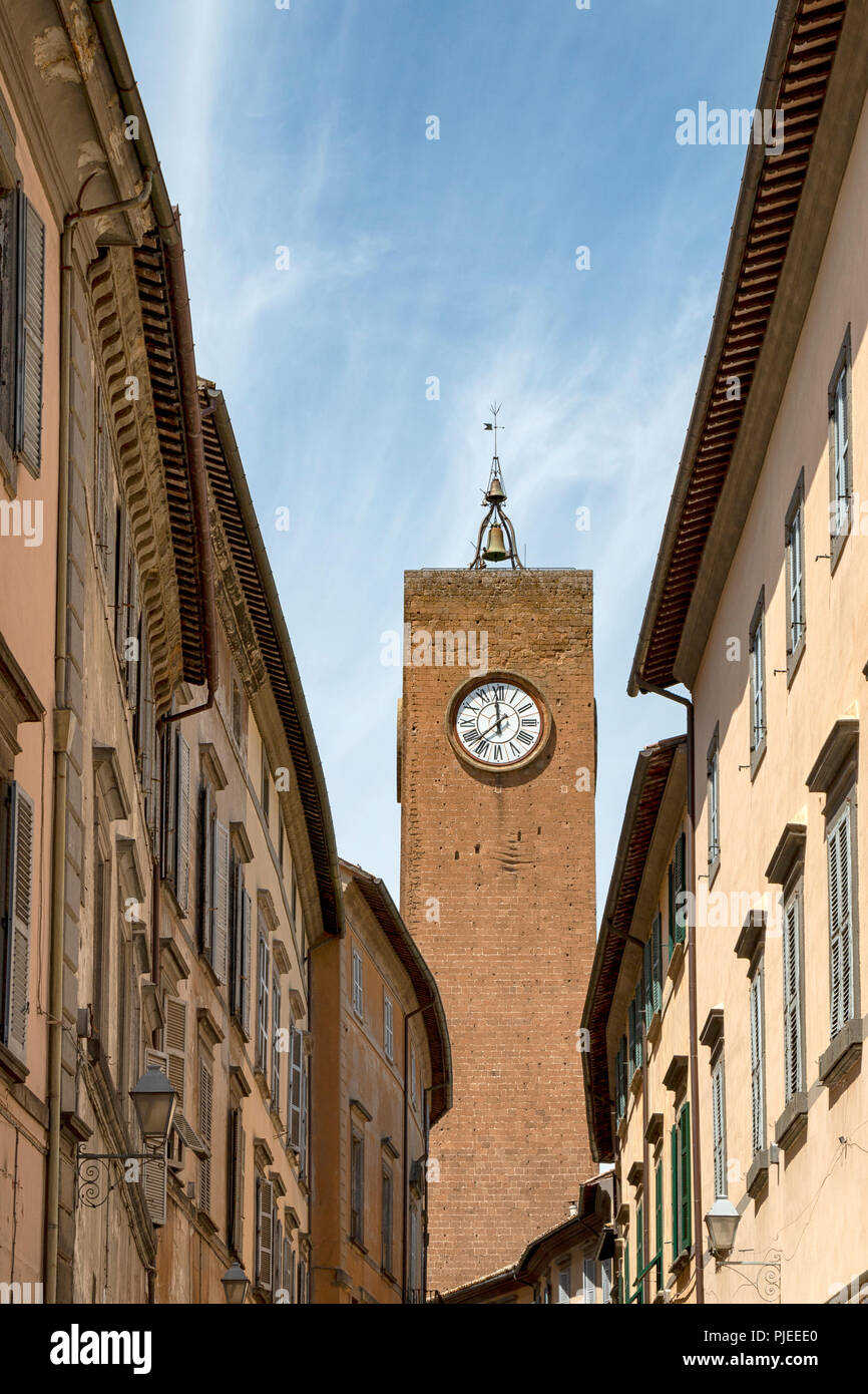 Torre del Moro situé dans le centre historique de la vieille ville d'Orvieto Banque D'Images