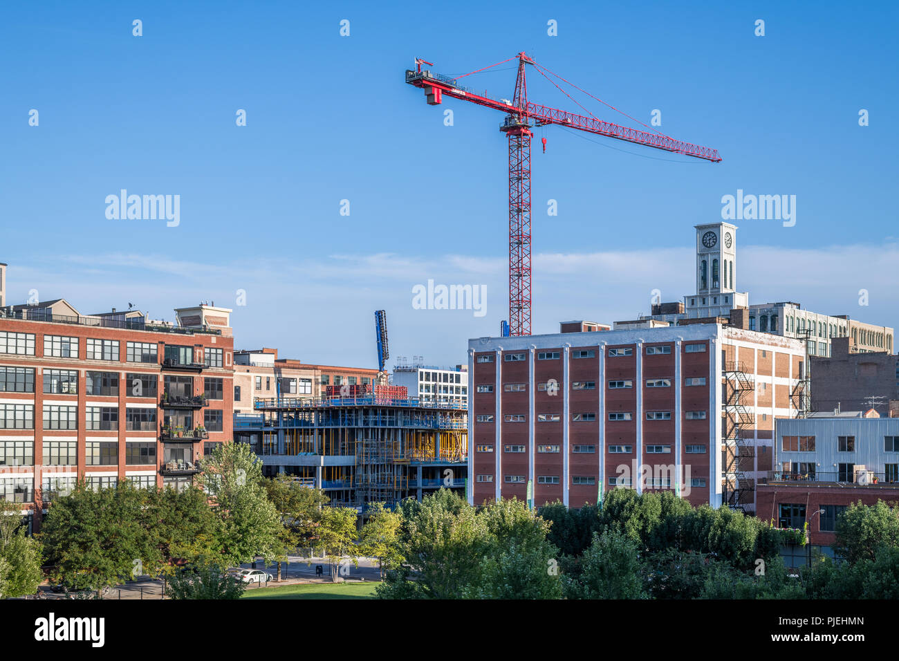 Développement des tours d'habitation en copropriété dans le quartier de la boucle de l'Ouest. Banque D'Images