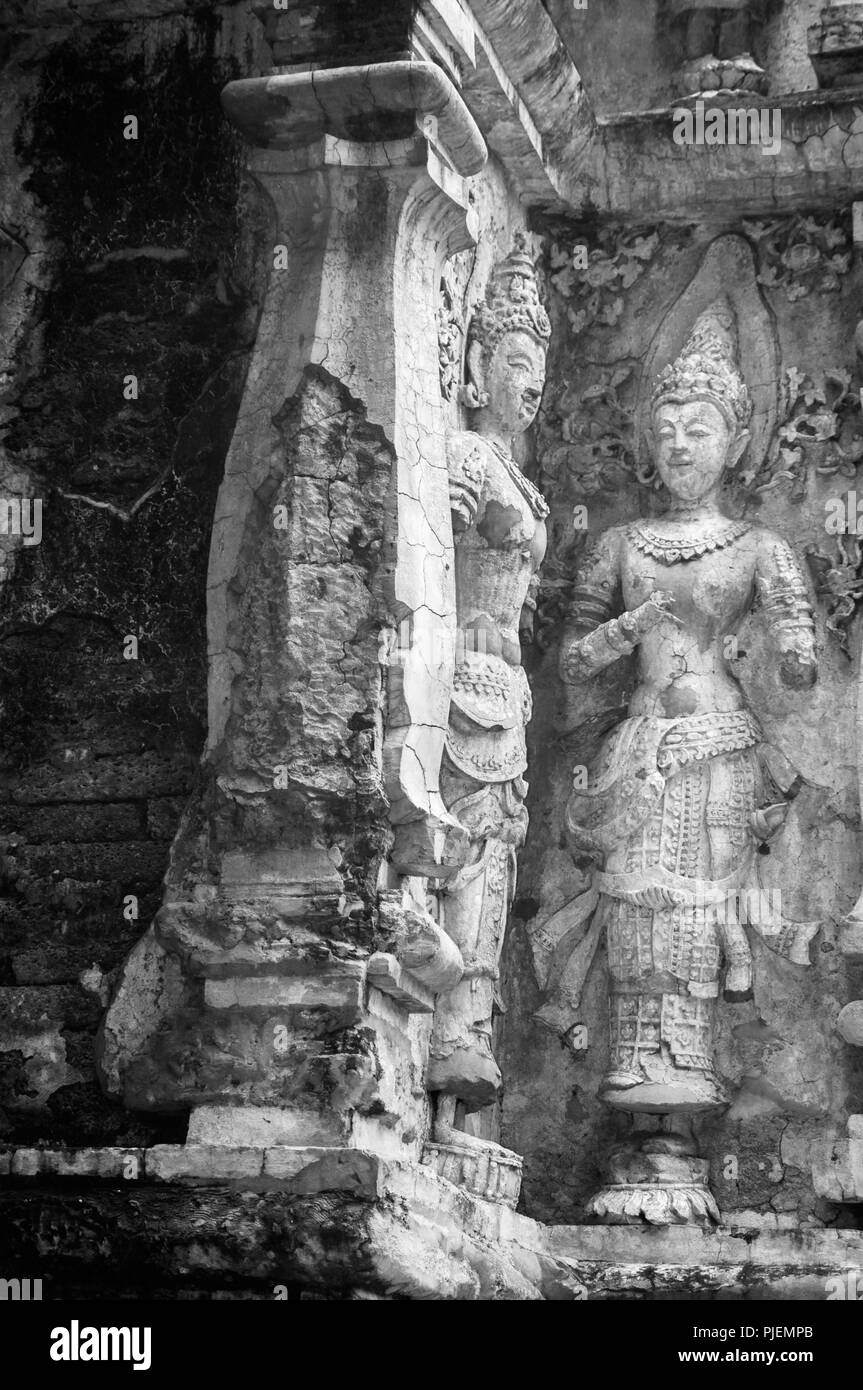 La Photographie noir et blanc : attractions historiques et sites historiques en Thaïlande / "Wat ched yod" sites historiques à Chiang Mai, Thaïlande's grands n Banque D'Images