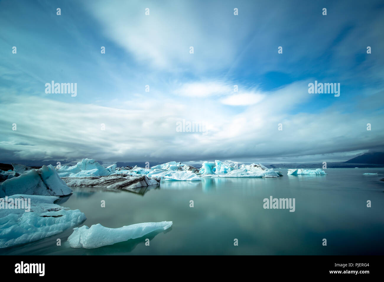 Les icebergs bleu Jokulsarlon glacial lagoon Banque D'Images