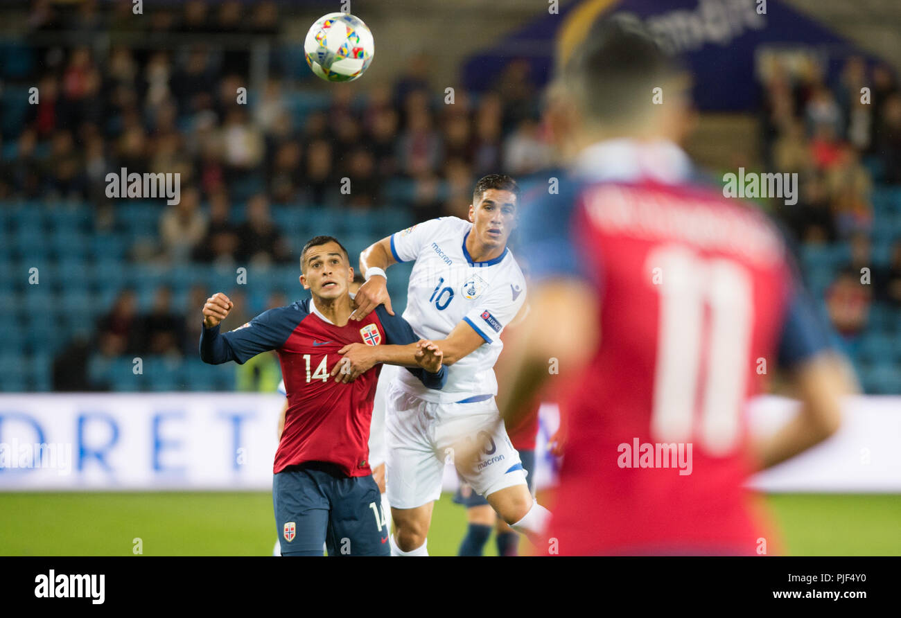 Norvège, Oslo - 6 juin 2018. Pieros Sotiriou (10) de Chypre et Omar Elabdellaoui (14) de la Norvège vu pendant le match de football de l'UEFA Ligue des Nations Unies entre la Norvège et de Chypre à l'Ullevaal Stadion. (Photo crédit : Gonzales Photo - Jan-Erik Eriksen). Gonzales : Crédit Photo/Alamy Live News Banque D'Images