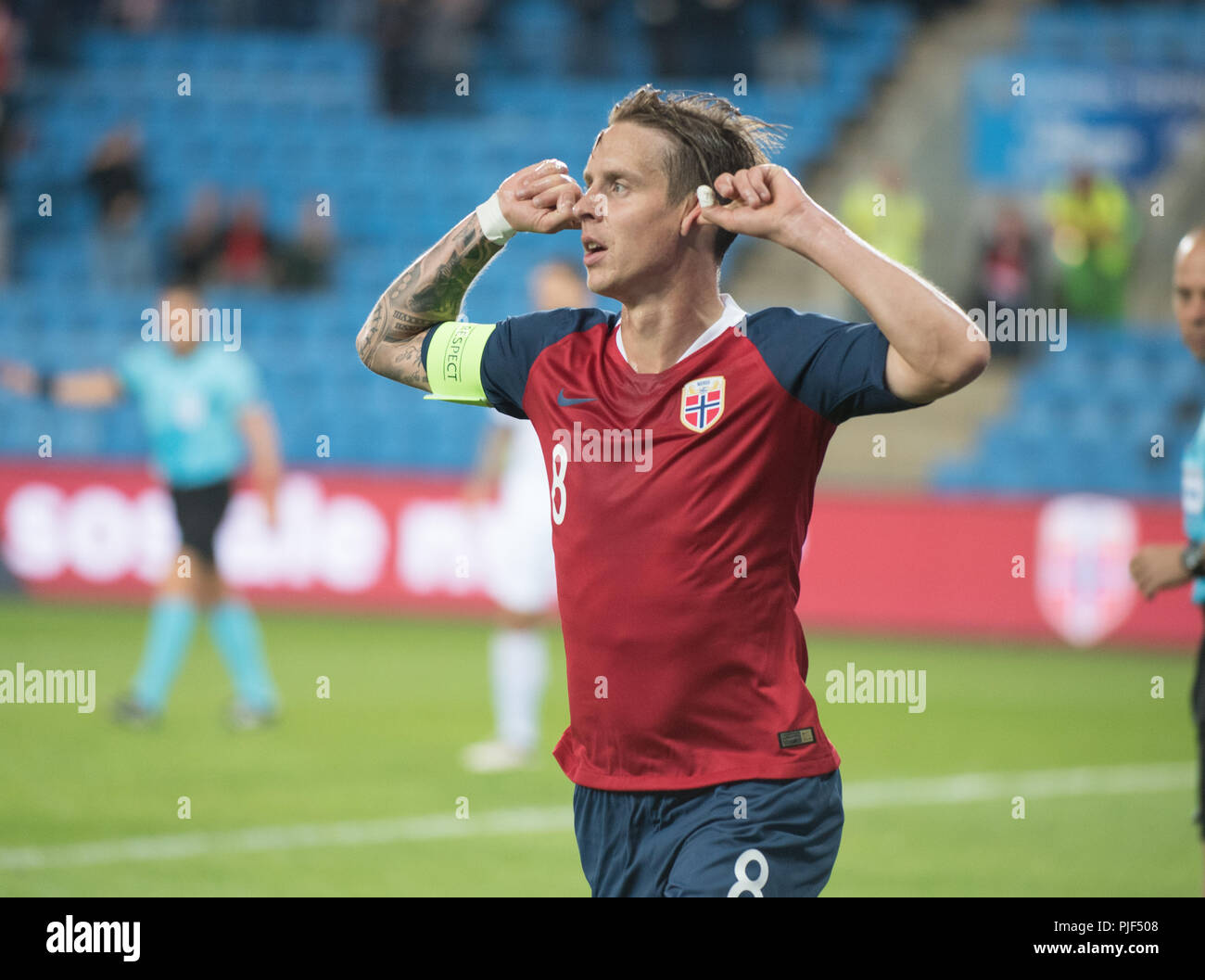 Norvège, Oslo - septembre 6, 2018. Stefan Johansen (8) de la Norvège les scores de 1-0 au cours de la Ligue des Nations Unies l'UEFA match de football entre la Norvège et de Chypre à l'Ullevaal Stadion. (Photo crédit : Gonzales Photo - Jan-Erik Eriksen). Gonzales : Crédit Photo/Alamy Live News Banque D'Images