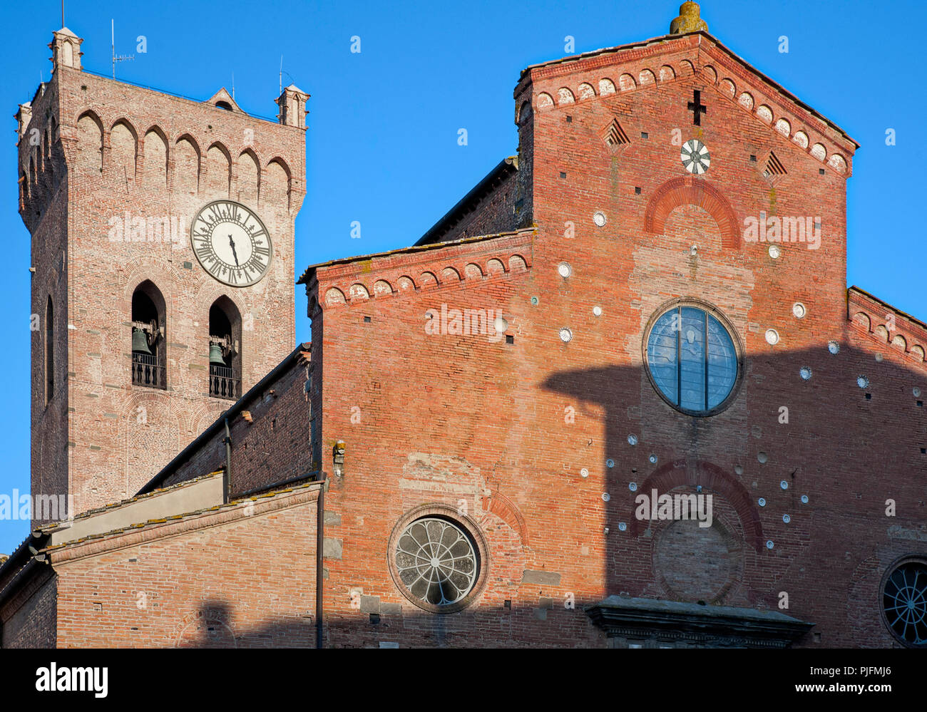 La Cathédrale de Santa Maria Assunta et San Genesio martire, construit au 12ème siècle, San Miniato, Italie Banque D'Images