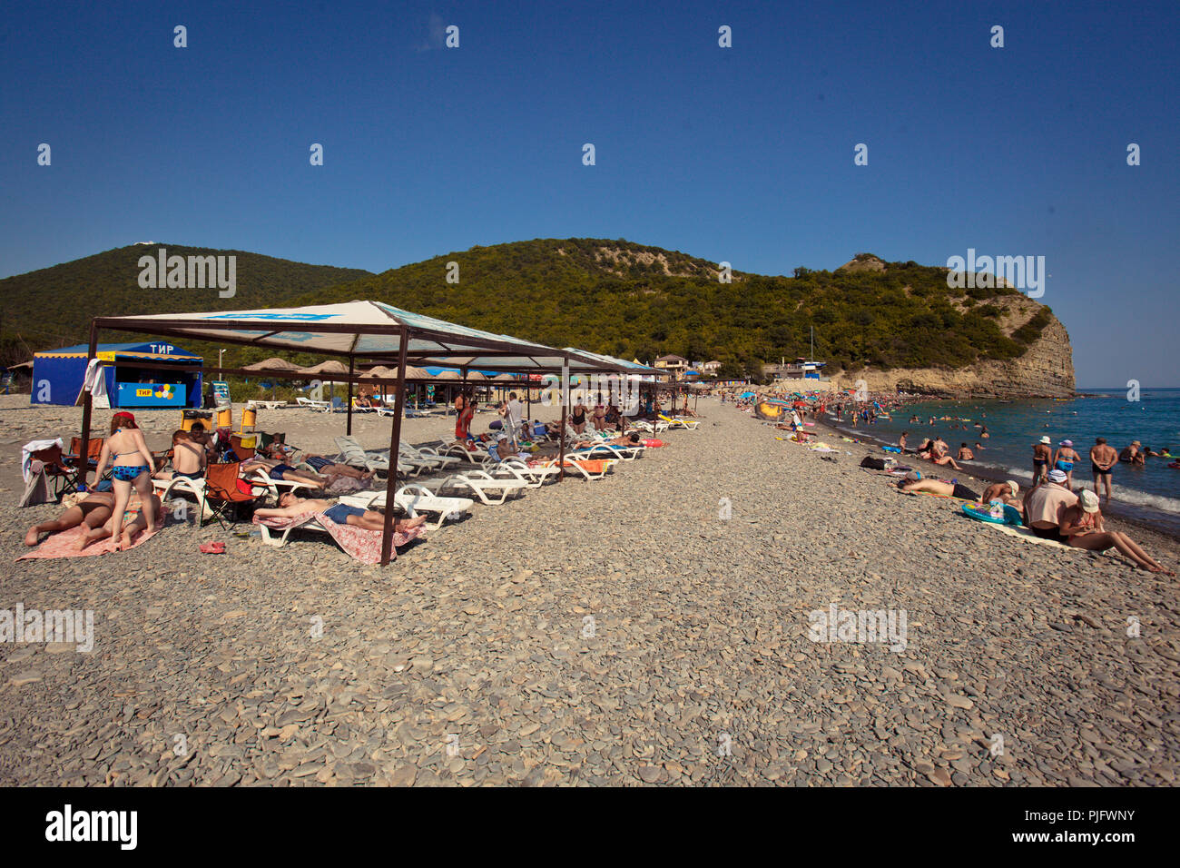 Les touristes en vacances, Durso beach, Russie Banque D'Images