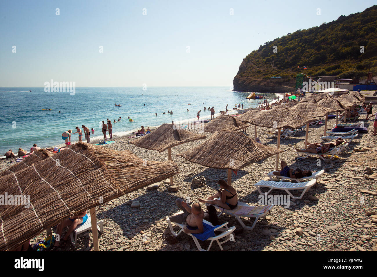 Les touristes en vacances, Durso beach, Russie Banque D'Images