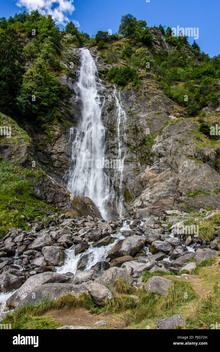 Plus haute cascade au Tyrol du Sud : l'Parcines cascade, 98 mt high Banque D'Images