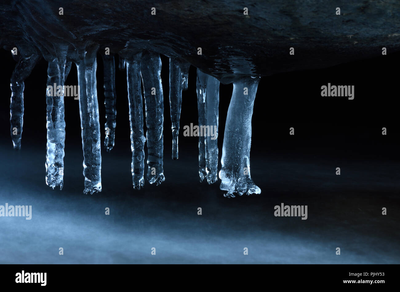 Cristal de glace sur un cours d'eau. Parc National du Gran Paradiso Banque D'Images