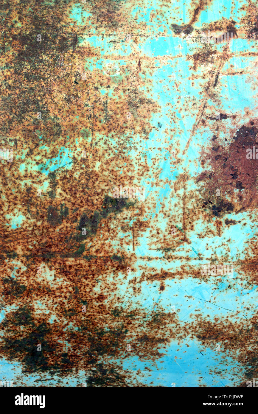 Rusty metal peint texture, vieux fer à repasser avec la surface de la peinture craquelée minable et des rayures, abstract grunge fond texturé, mur métallique altérée, r Banque D'Images