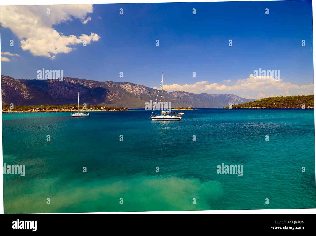 La vue pittoresque sur la mer сoast en Turquie, près de Bodrum et Marmaris - un bel endroit pour faire des excursions, voyages, loisirs et vacances. Banque D'Images