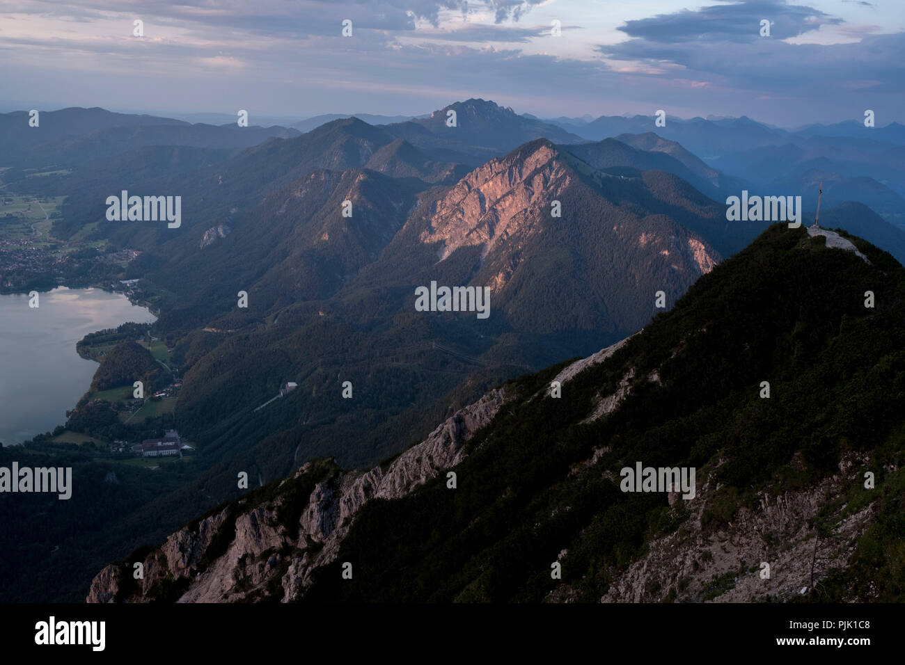 Vue de l'Italia à Kochelsee Walchensee, montagnes, Préalpes bavaroises, Bavière, Allemagne Banque D'Images