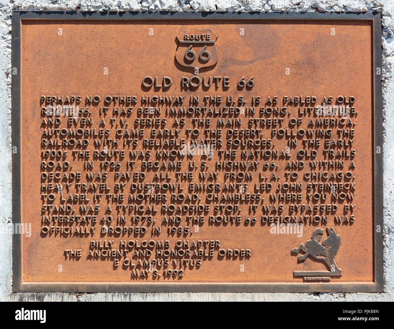 Désert de Mojave, Californie, Comté de San Bernardino, Chambless, Historic Route 66 plaque d'information Banque D'Images
