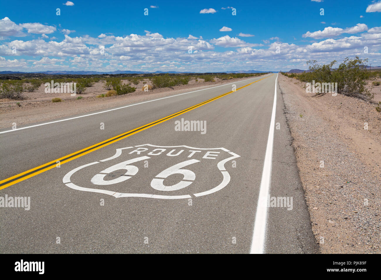 Désert de Mojave, Californie, Comté de San Bernardino, l'historique Route 66, près de Amboy Banque D'Images