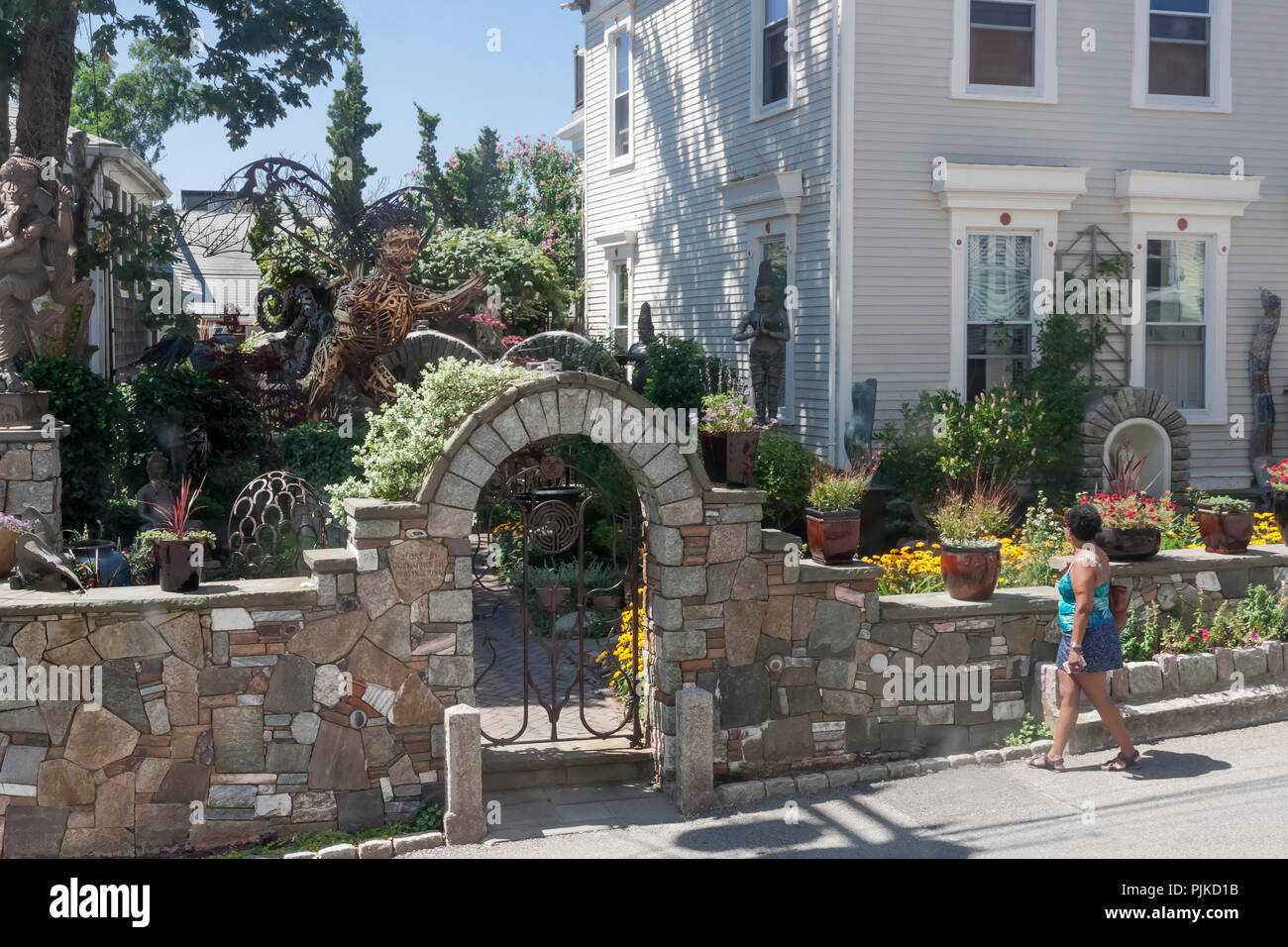 Jardin de sculptures à la maison 4, rue Centre à Provincetown, Cape Cod, Massachusetts. Banque D'Images