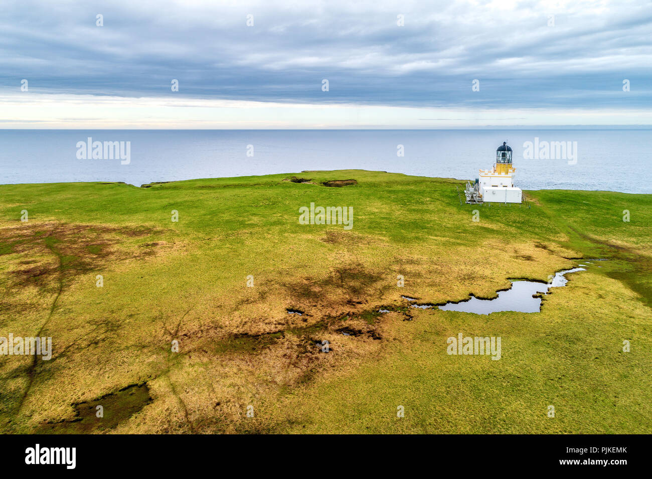 Brough de Birsay, Orkney Islands phare Banque D'Images