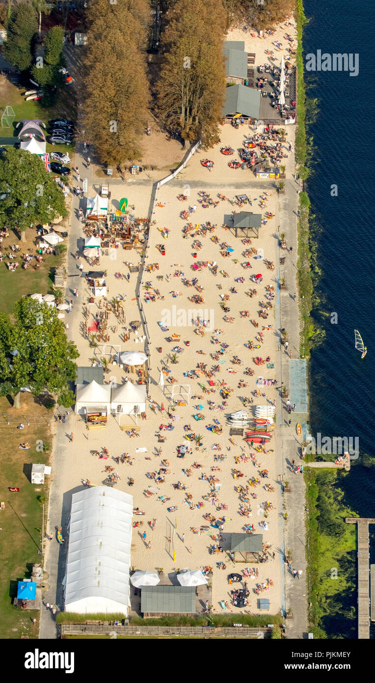 Vue aérienne, les derniers jours de chaleur à Seaside Beach Baldeney, Essen, Ruhr, Rhénanie du Nord-Westphalie, Allemagne Banque D'Images