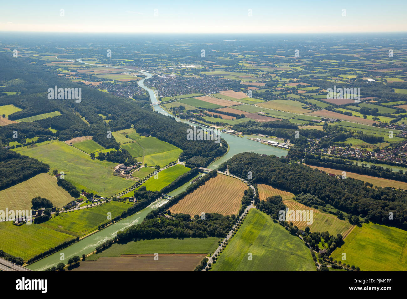 Verrou à la jonction du canal Dortmund-Ems, à la jonction du canal, Canal Mittelland, Am Nassen Dreieck, Ibbenbüren, Rhénanie du Nord-Westphalie, Allemagne Banque D'Images
