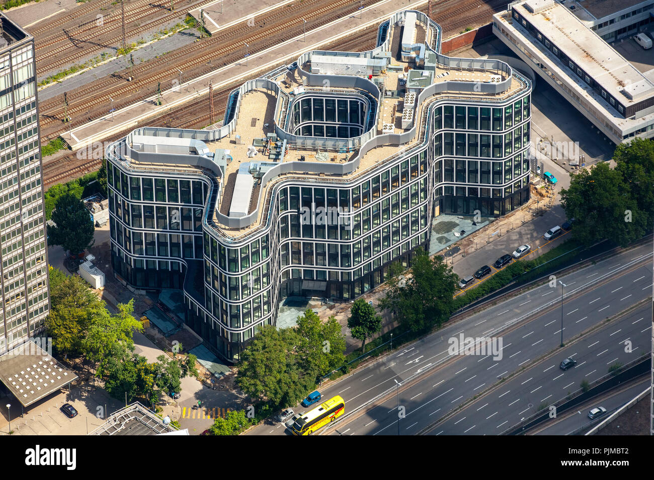 Essen-City avec le nouveau siège de Schenker à la Post Tower, Essen, Ruhr, Rhénanie du Nord-Westphalie, Allemagne Banque D'Images