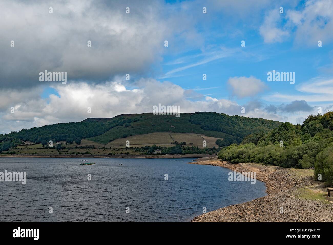 Prises d'enregistrer l'impact de l'été le plus chaud jamais enregistré, sur le Lady Bower réservoir, dans le Derbyshire Banque D'Images
