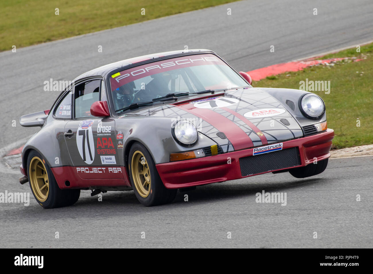 1973 Porsche 911 RSR, la classe C, avec chauffeur Tony Blake lors de la SCLC Racetruck Open Course à Snetterton, Norfolk, Royaume-Uni. Banque D'Images